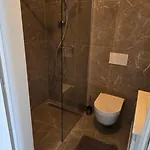 Royal Dutch Lux 4 * Traù