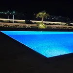 Royal Dutch Lux 4 * Traù