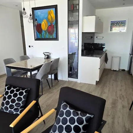 Royal Dutch Lux 4 Apartamento